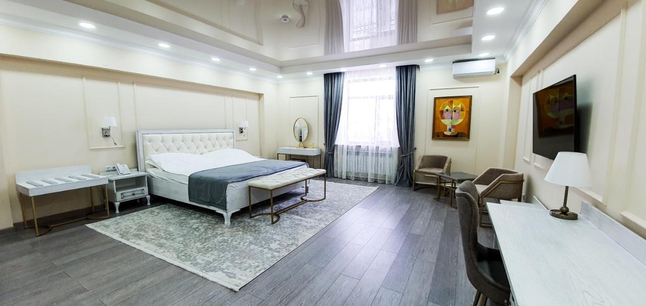 Grand Holiday Hall بافلودار المظهر الخارجي الصورة