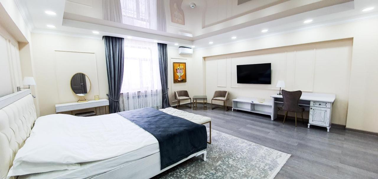 Grand Holiday Hall بافلودار المظهر الخارجي الصورة